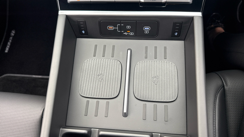 Hyundai SANTA FE 1.6 TGDi Hybrid Ultimate 5dr 4WD Auto Hybrid Estate